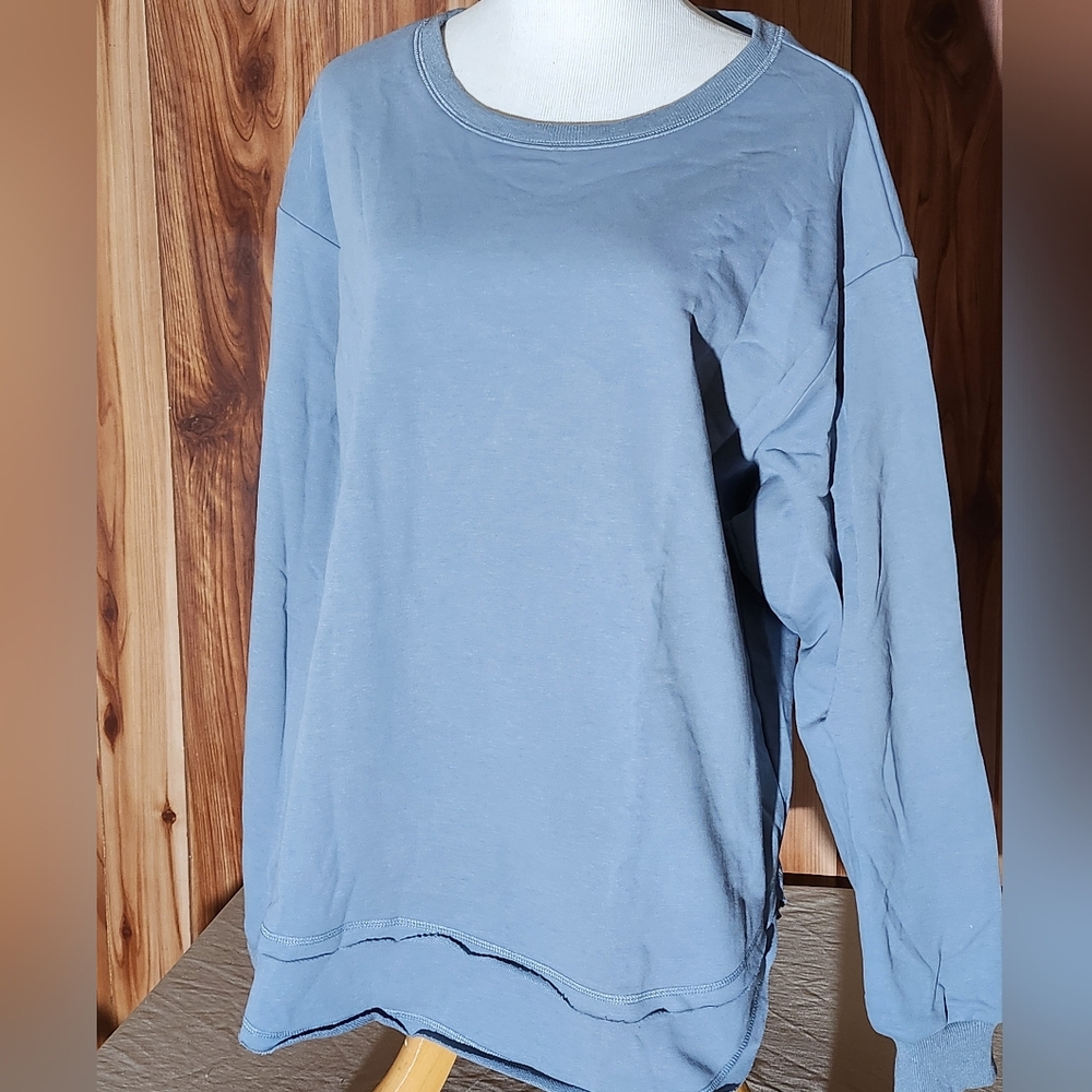 Women's Blue Long Sleeve Top